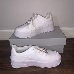 Nike AF1 Sage Low Lx Ankle-High Leather Sneaker